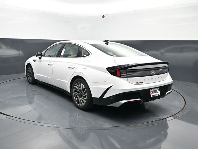 Used 2025 Hyundai Sonata SEL FWD image 7