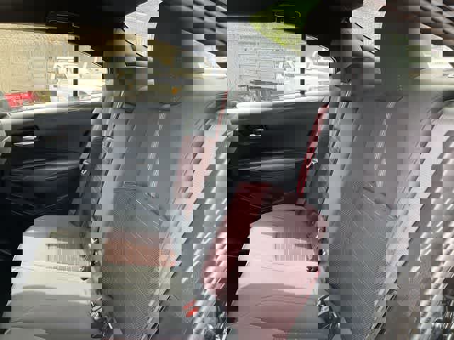 Used 2023 Toyota Corolla SE w/ Carpet Mat Package (TMS) image 17