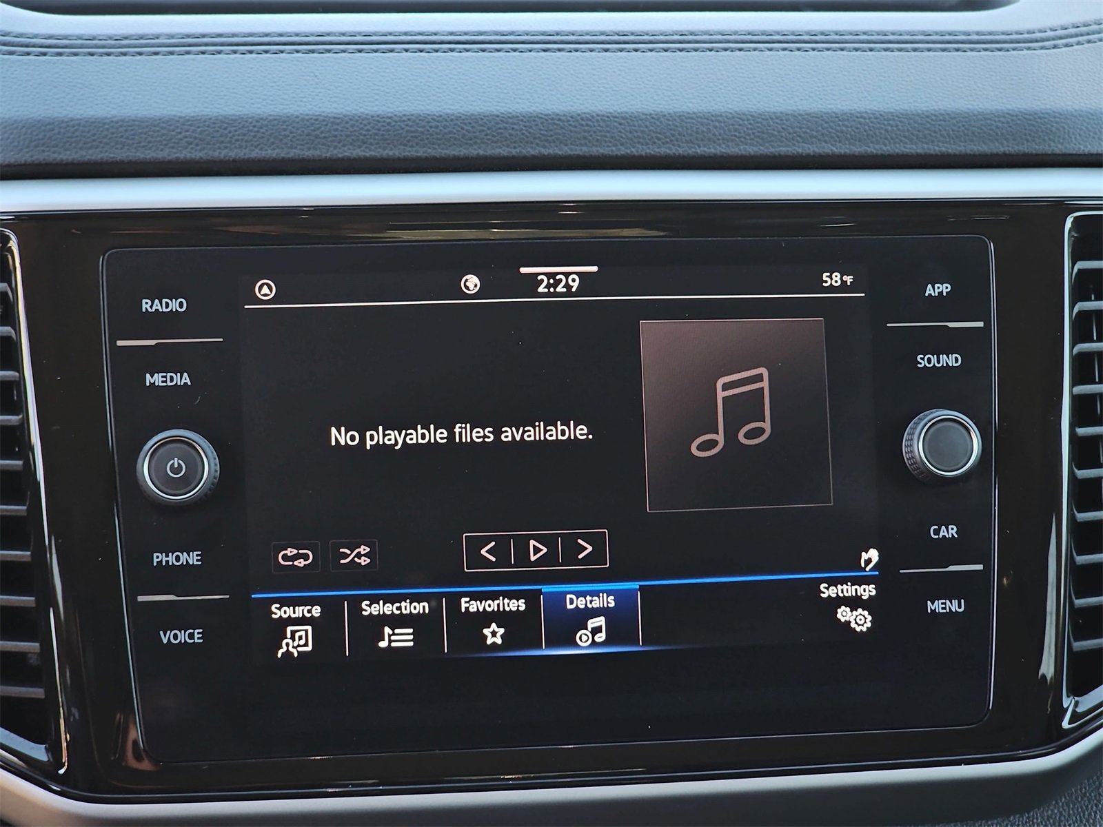 Used 2022 Volkswagen Atlas SE image 25