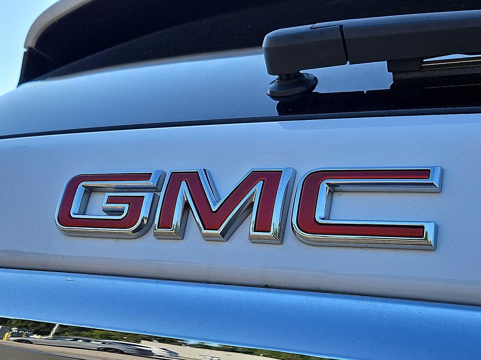 Used 2024 GMC Terrain SLE AWD/4WD image 31