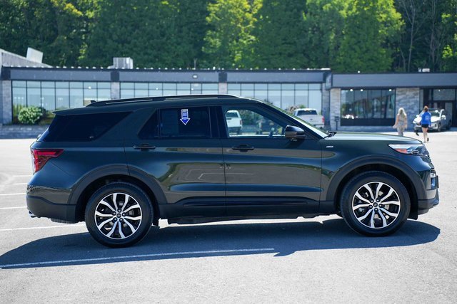 Used 2022 Ford Explorer ST-Line image 4