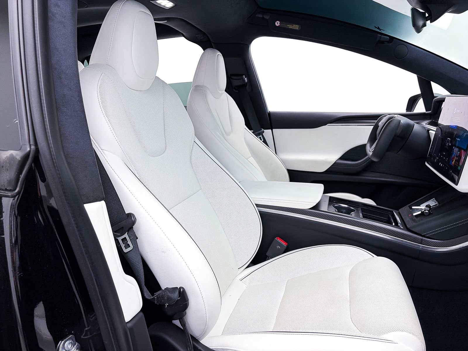 Used 2023 Tesla Model X Plaid image 33