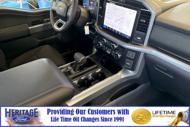 New 2026 Ford F150 XLT w/ XLT Black Appearance Package AWD/4WD image 15