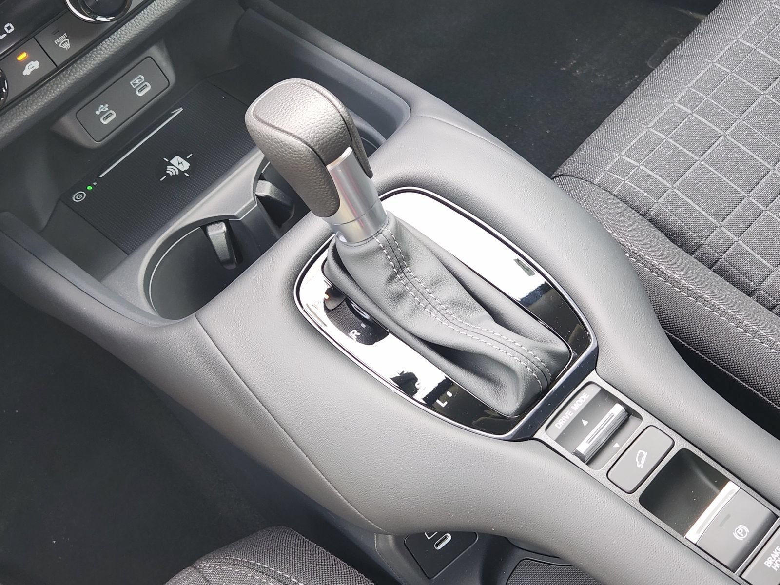 New 2027 Honda HR-V LX image 19