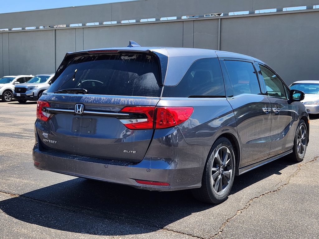 Used 2024 Honda Odyssey Elite image 7