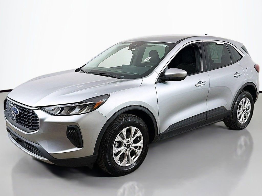 Used 2023 Ford Escape Active w/ Tech Pack #2 image 3