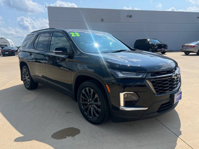 Used 2023 Chevrolet Traverse RS AWD/4WD image 7