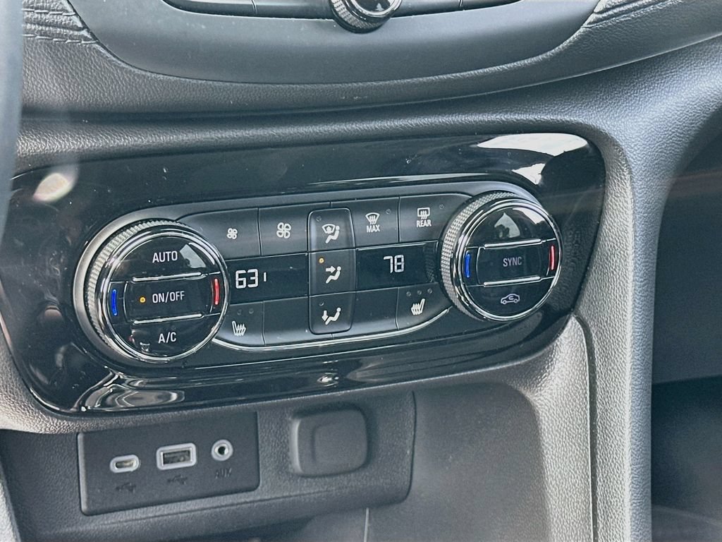 Used 2022 Buick Encore GX Select w/ Experience Buick Package FWD image 15