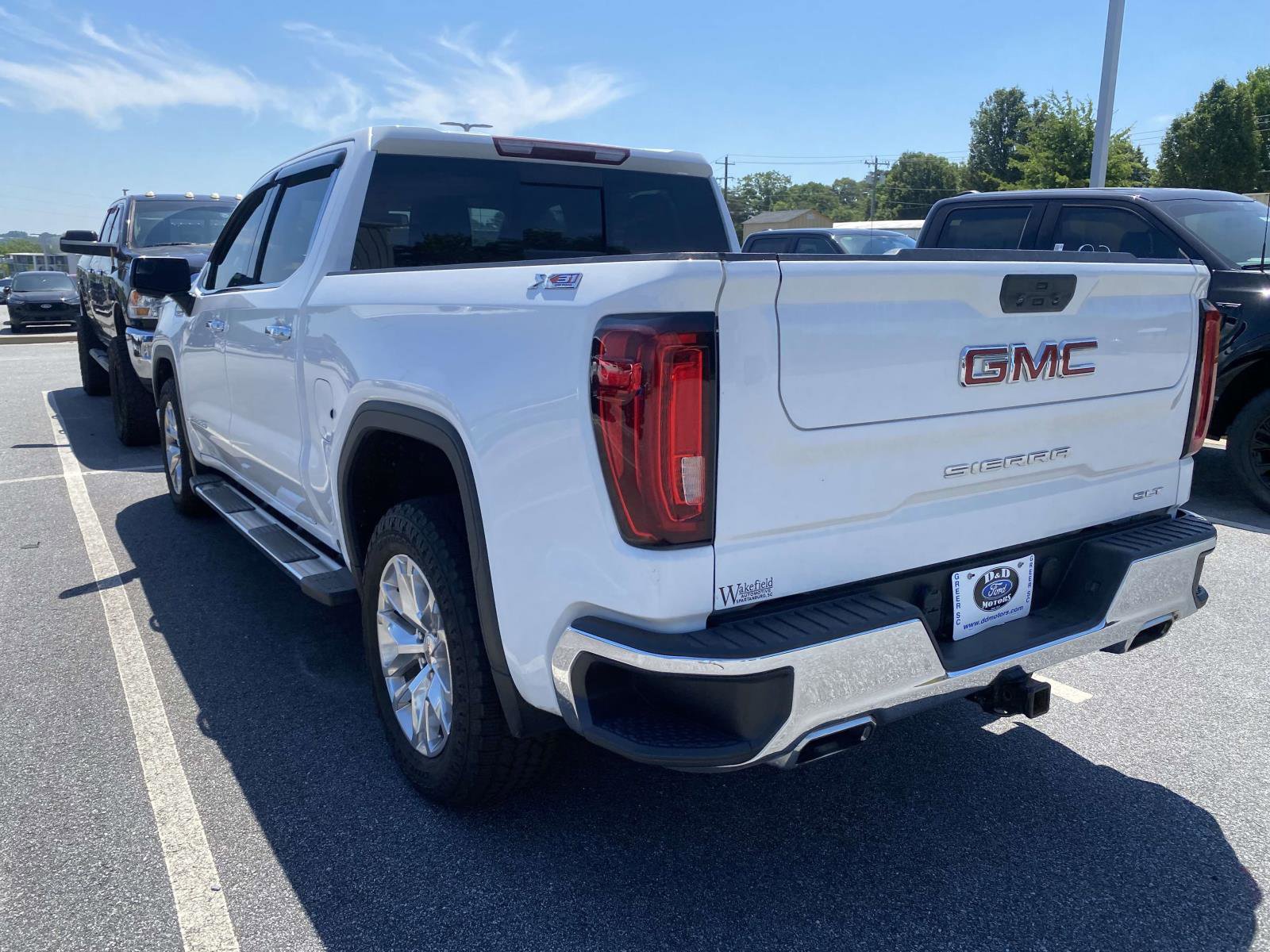 Used 2020 GMC Sierra 1500 SLT w/ SLT Premium Package AWD/4WD image 4