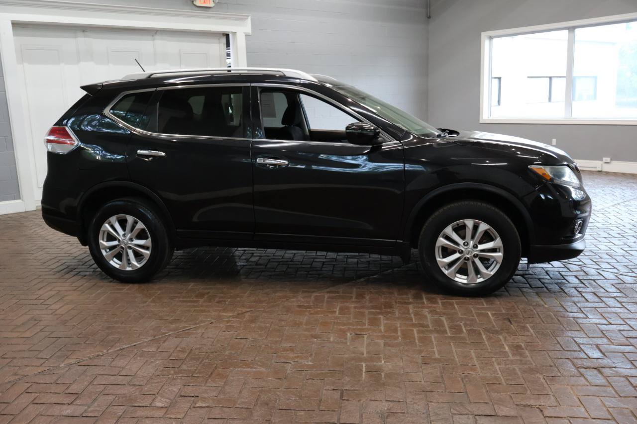 Used 2016 Nissan Rogue SV AWD/4WD image 8