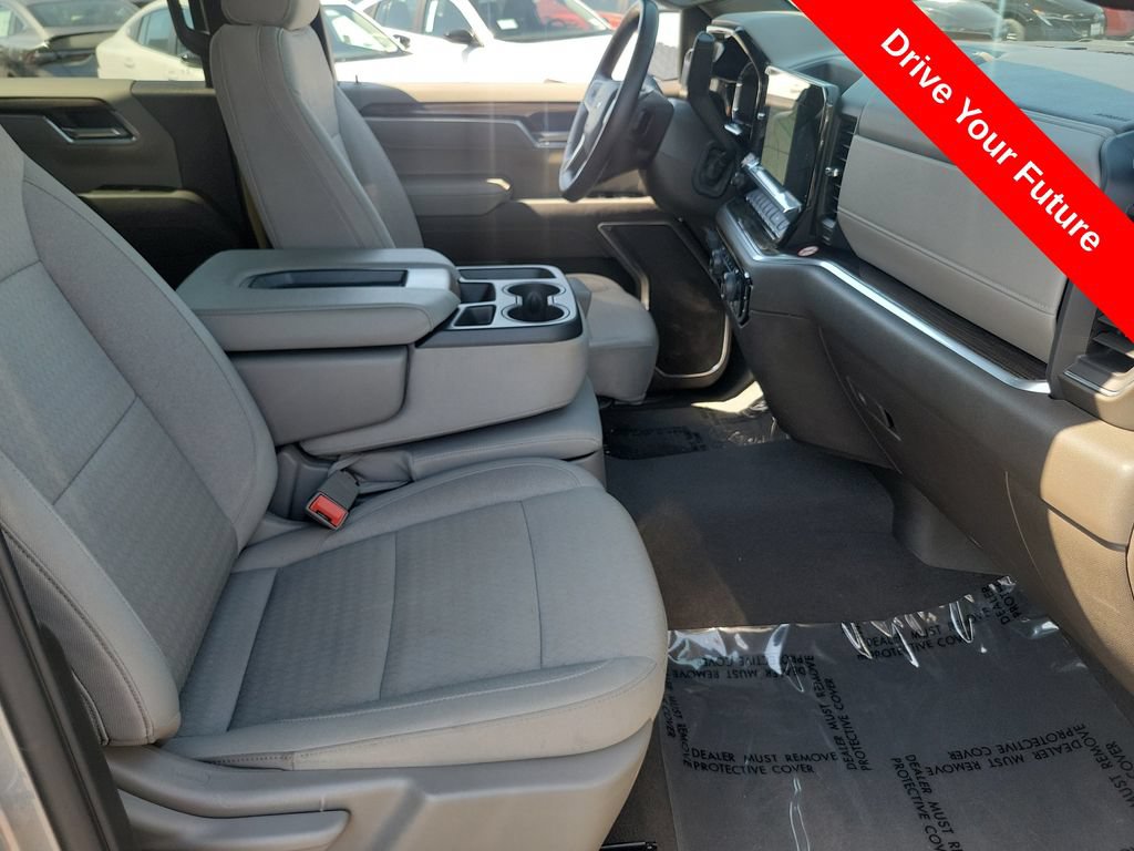 Used 2026 Chevrolet Silverado 1500 RST RWD image 18