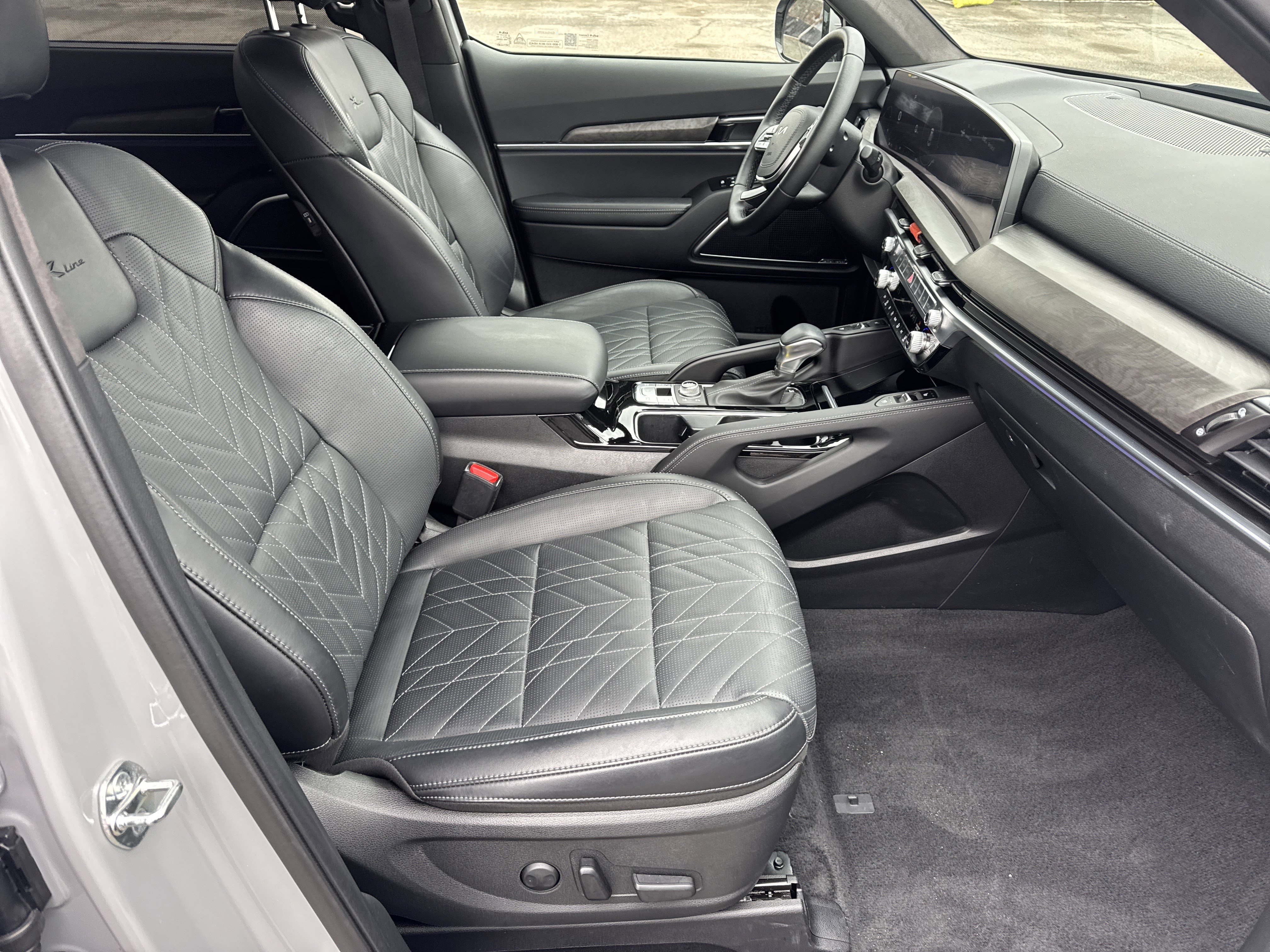 Certified 2025 Kia Telluride SX Prestige X-Line image 13
