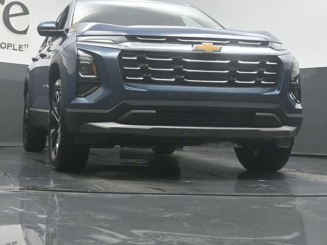 New 2026 Chevrolet Equinox LT image 3