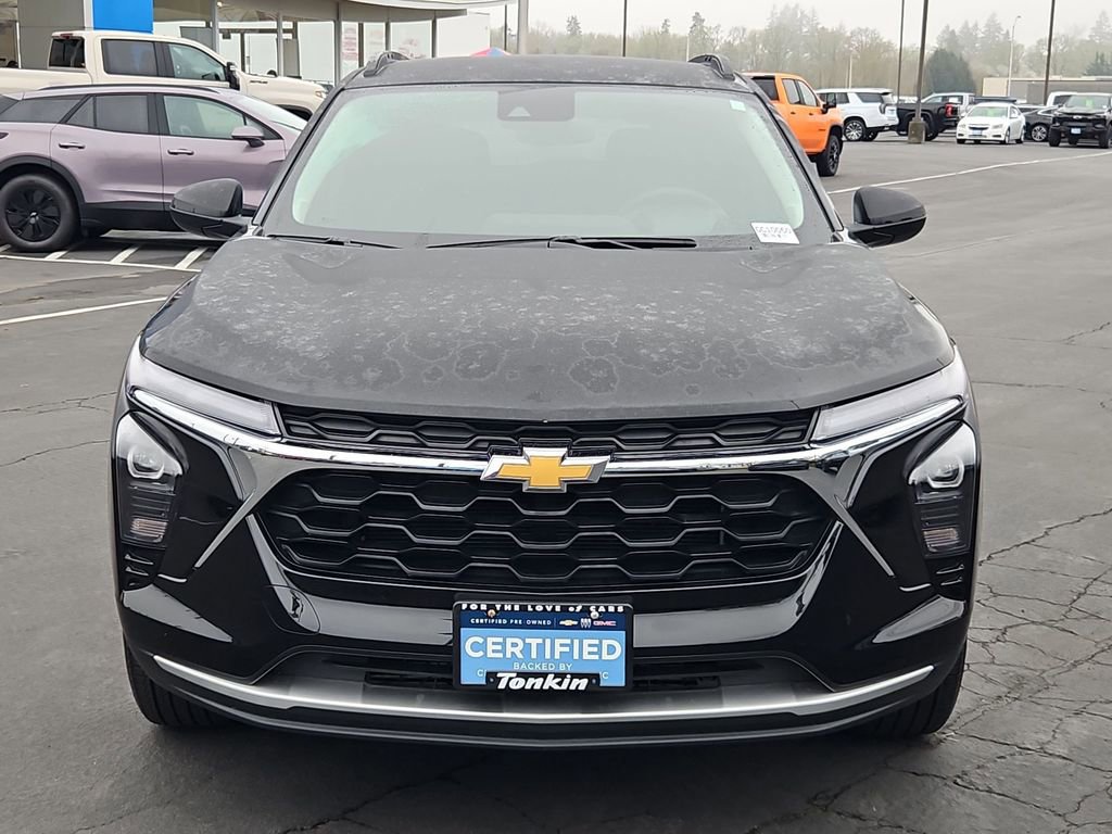 Certified 2025 Chevrolet Trax LT w/ LT Convenience Package image 9