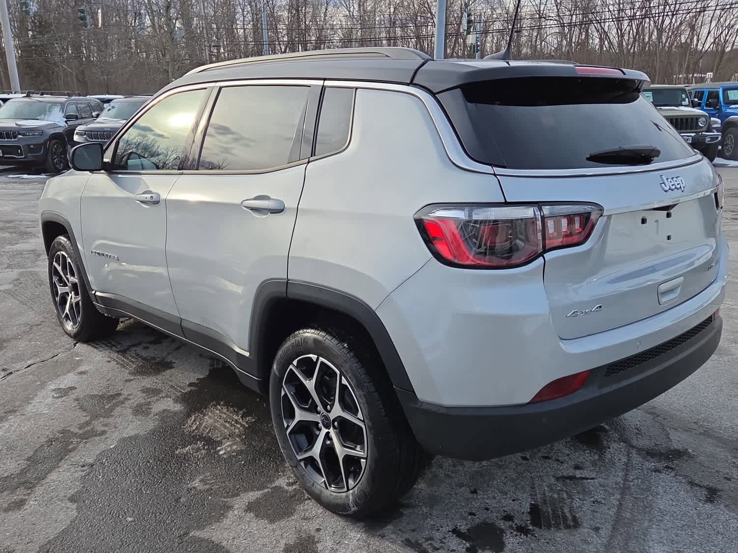 New 2026 Jeep Compass Limited image 8