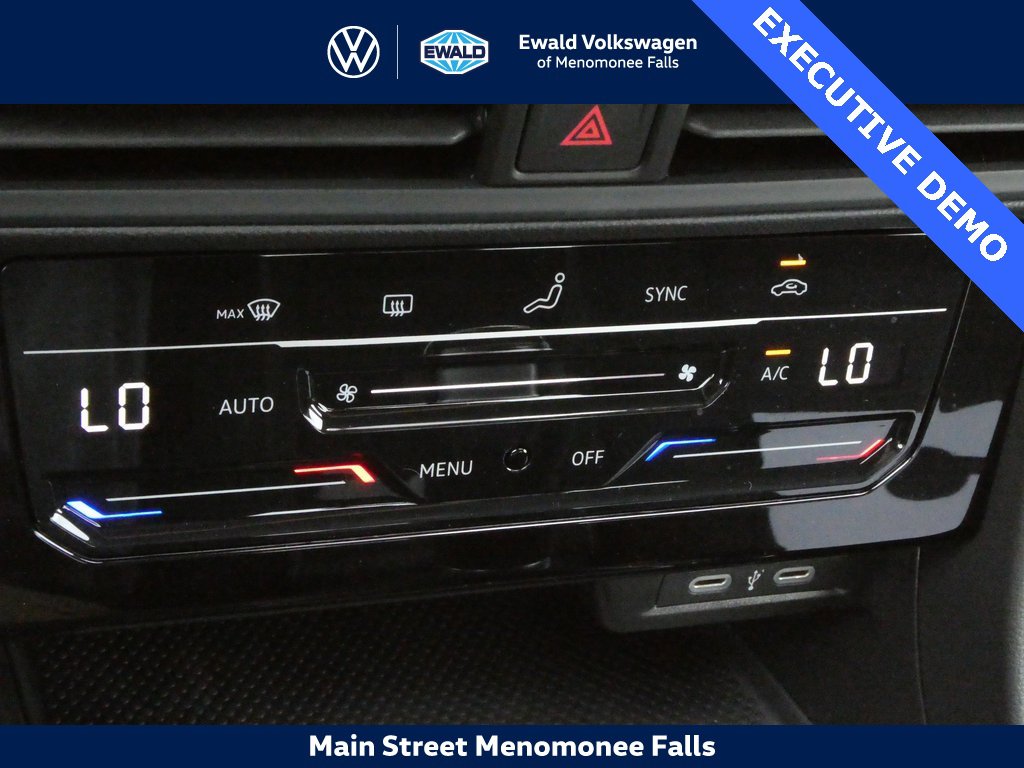 Certified 2025 Volkswagen Jetta S image 24