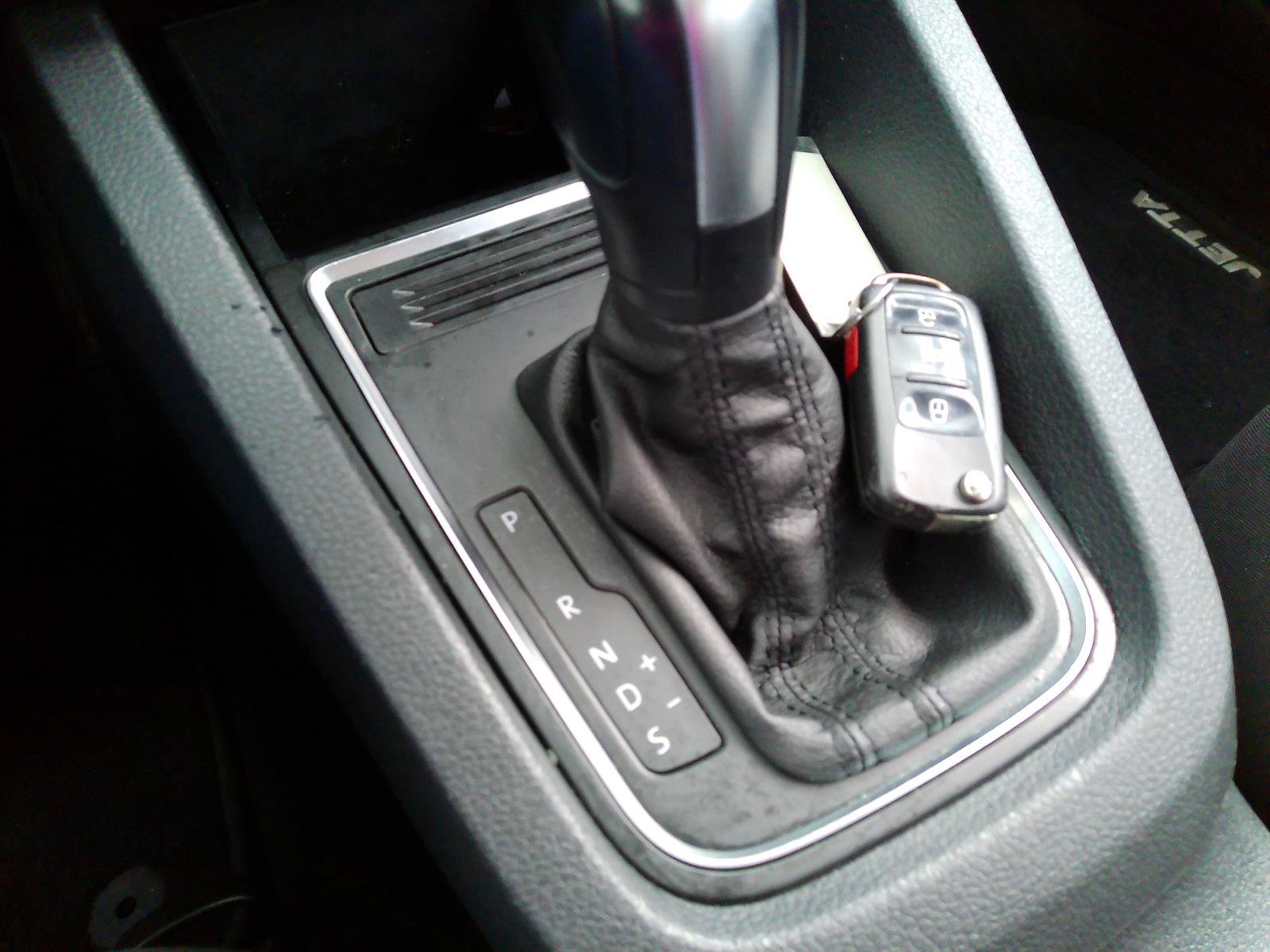 Used 2017 Volkswagen Jetta S w/ Jetta S Cold Weather Package FWD image 7