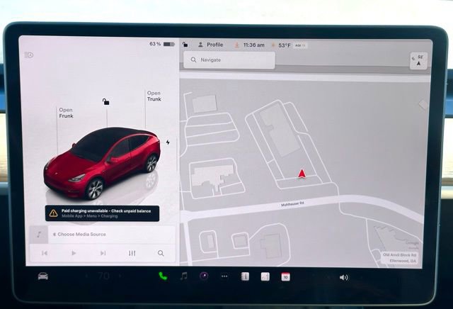 Used 2023 Tesla Model Y Long Range image 11