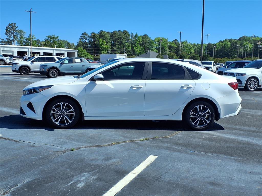 Used 2024 Kia Forte LXS w/ LXS Technology Package FWD image 15