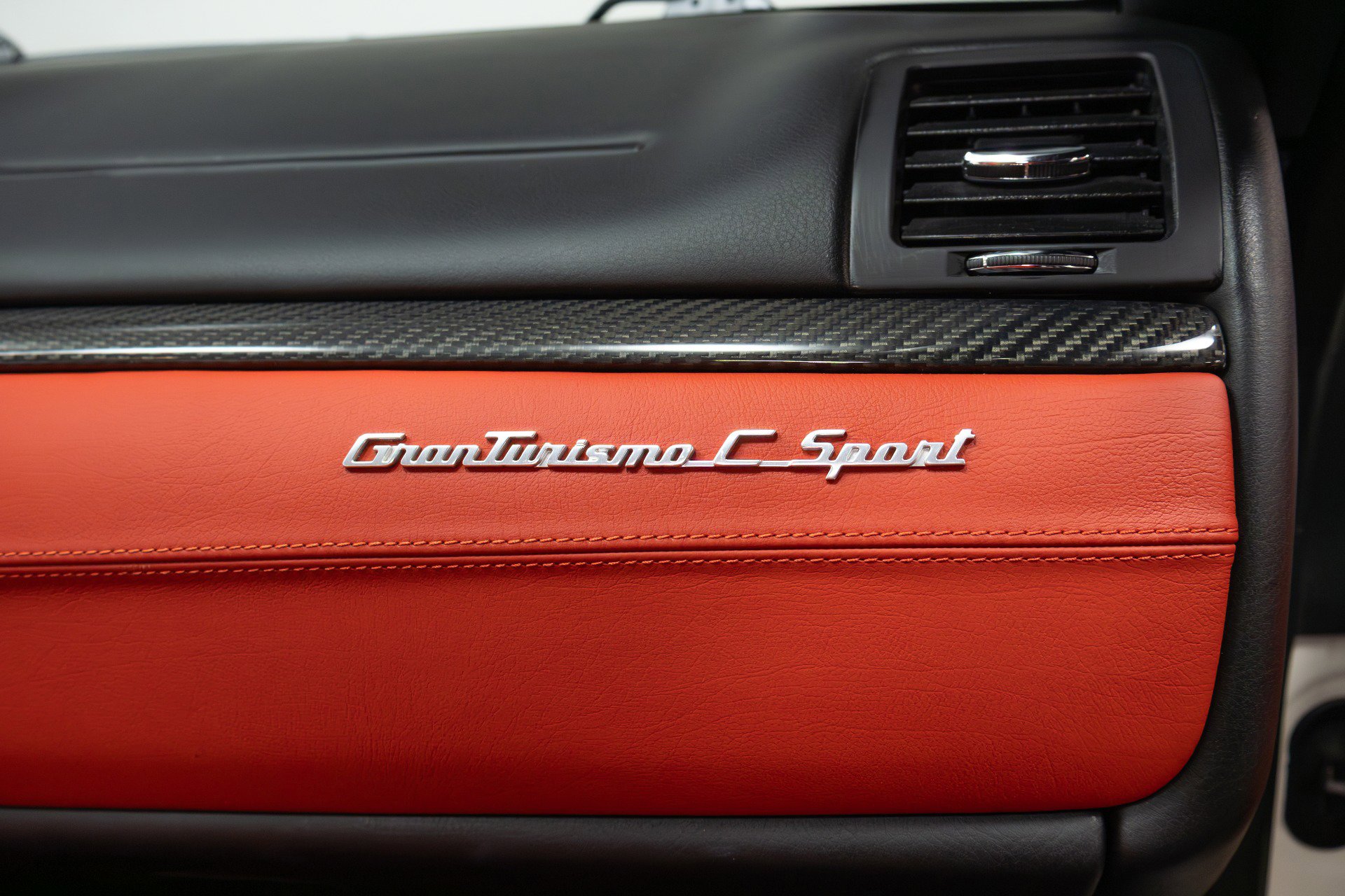 Used 2018 Maserati GranTurismo Sport image 43