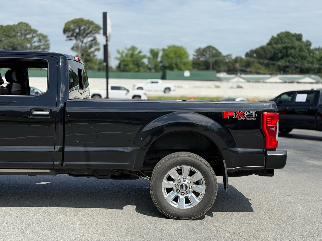 Used 2017 Ford F250 Platinum w/ Platinum Ultimate Package AWD/4WD image 9