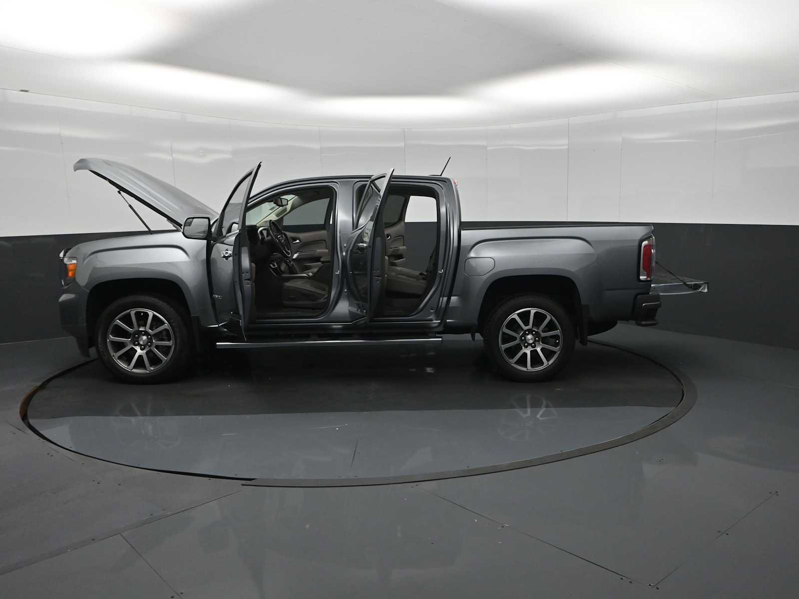 Used 2022 GMC Canyon Denali w/ LPO, Power Package AWD/4WD image 36