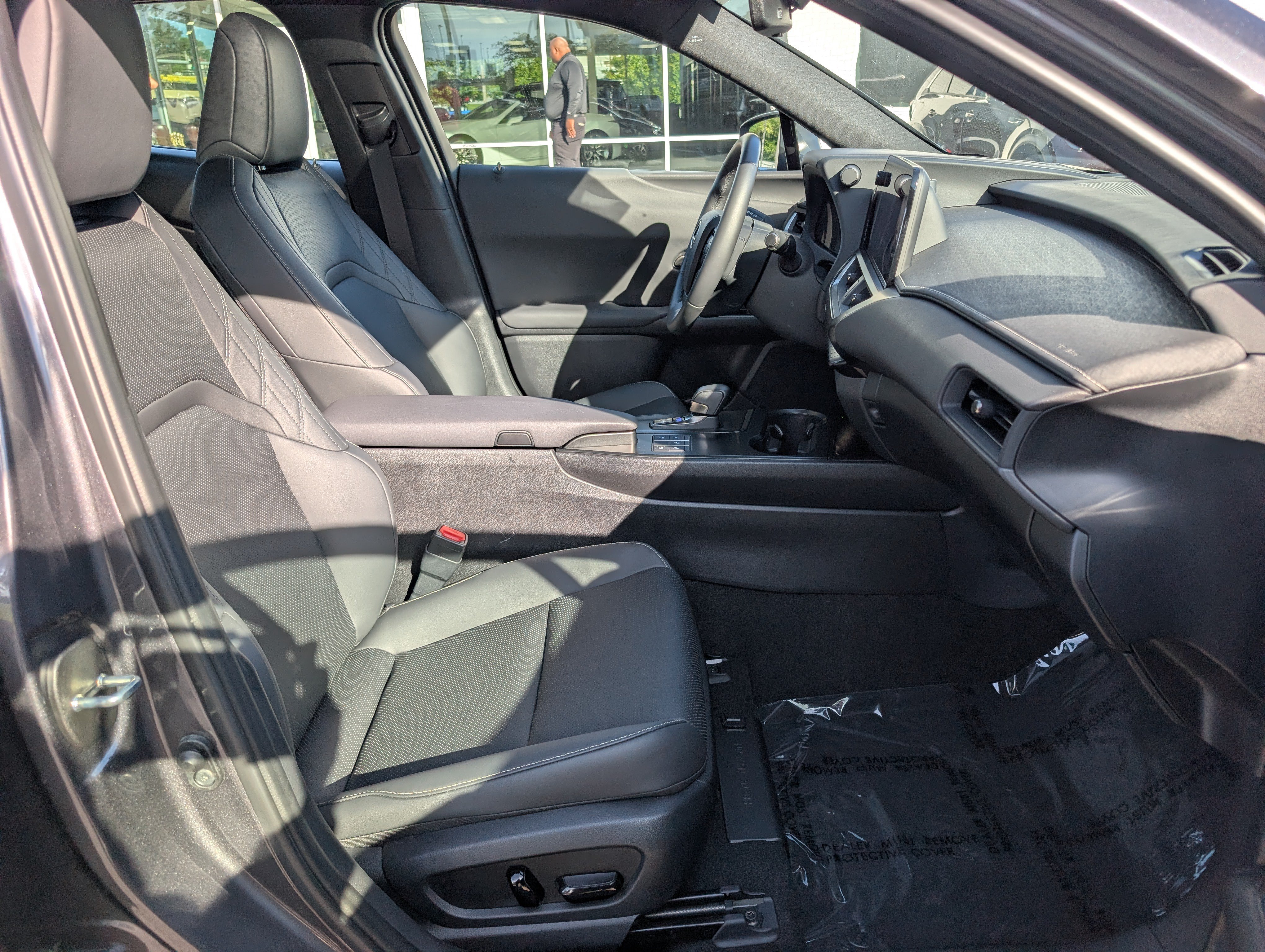 Certified 2025 Lexus UX 300h AWD w/ Accessory Package (Z1) image 11