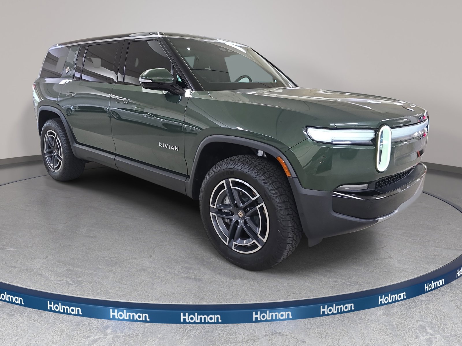 Used 2026 Rivian R1S Adventure Dual AWD/4WD image 4