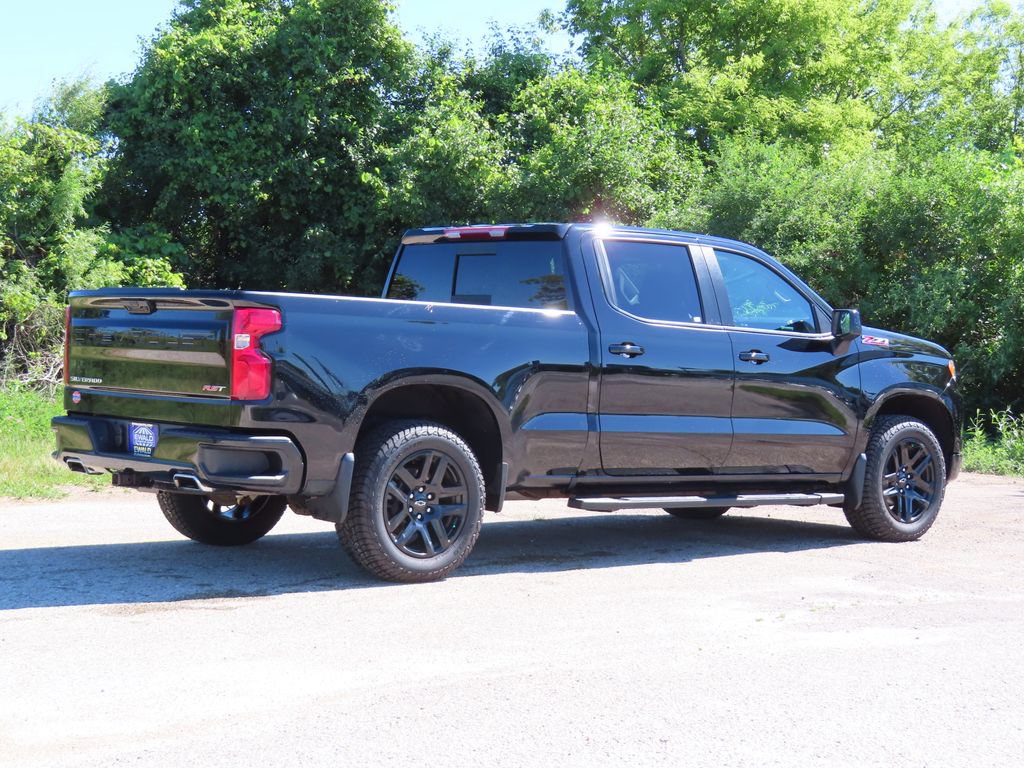 Used 2024 Chevrolet Silverado 1500 RST w/ Convenience Package II AWD/4WD image 3