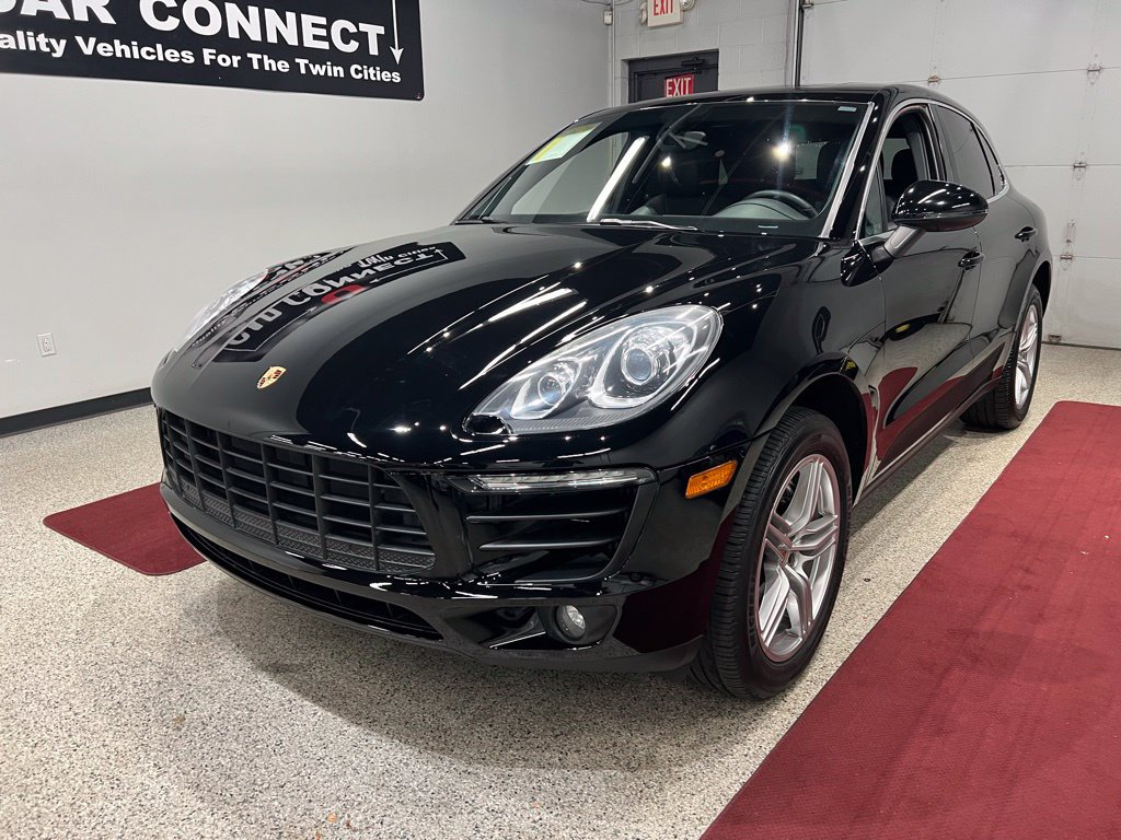 Used 2015 Porsche Macan S w/ Premium Package Plus AWD/4WD image 4