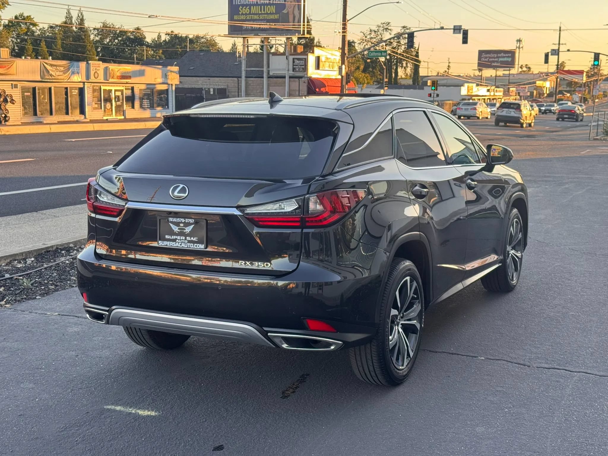 Used 2022 Lexus RX 350 FWD w/ Premium Package image 6