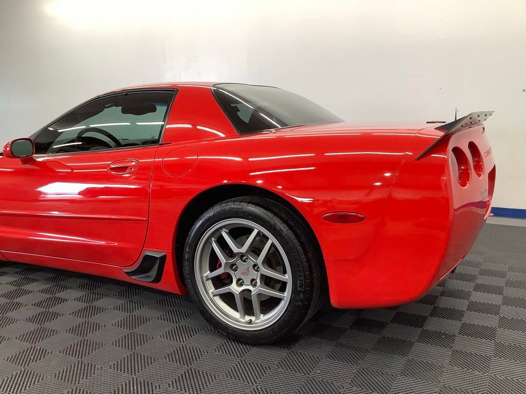 Used 2002 Chevrolet Corvette Z06 w/ Memory Pkg RWD image 5