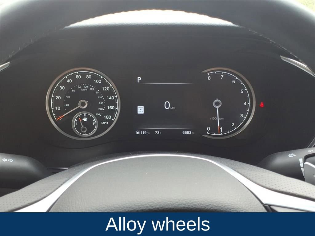 Used 2026 Genesis G70 2.5T image 15