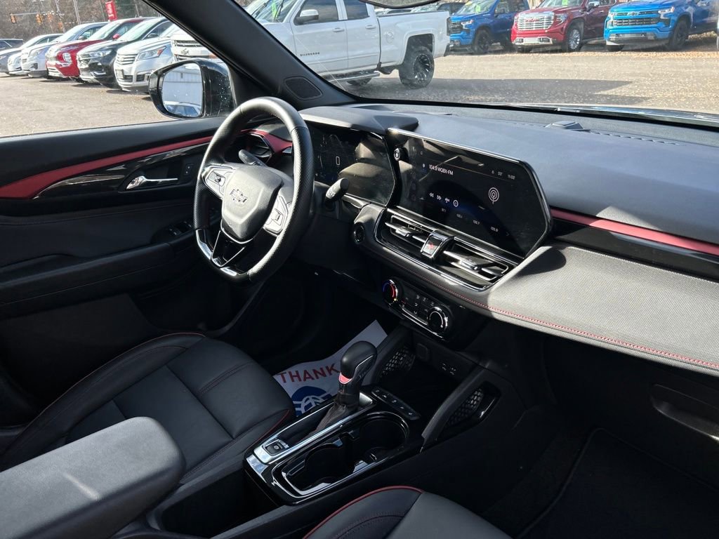 Used 2024 Chevrolet TrailBlazer RS image 13