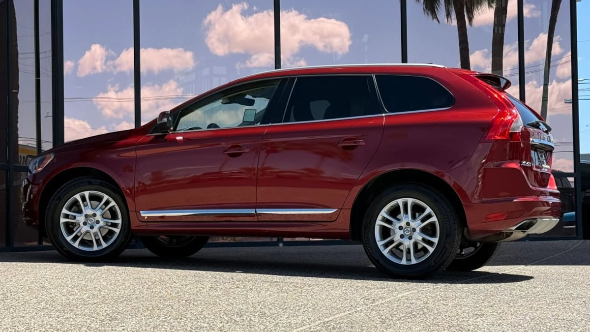 Used 2016 Volvo XC60 T5 Premier FWD image 6