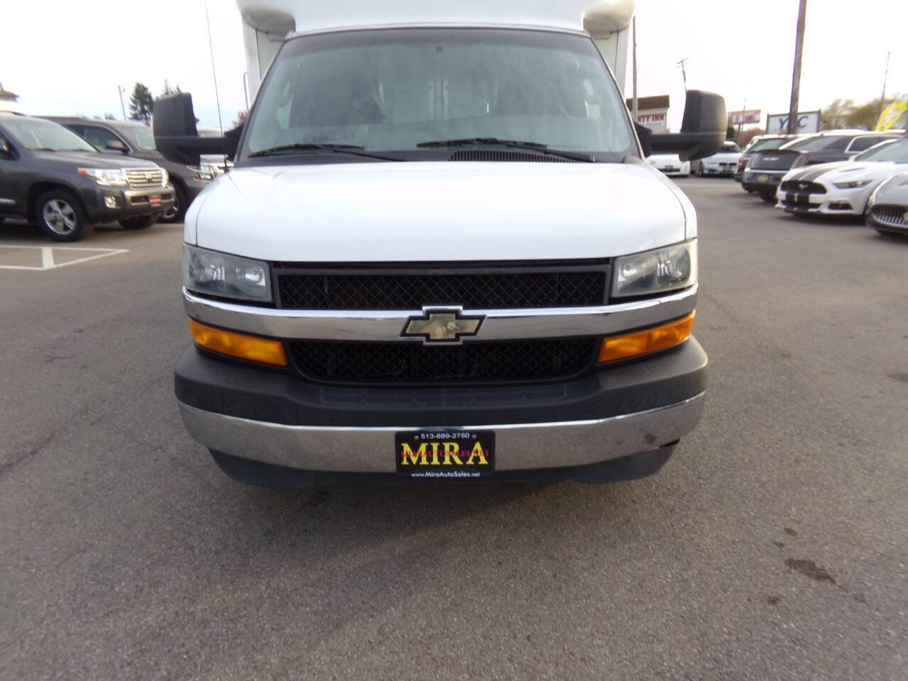 Used 2018 Chevrolet Express 3500 w/ Power Convenience Package image 42