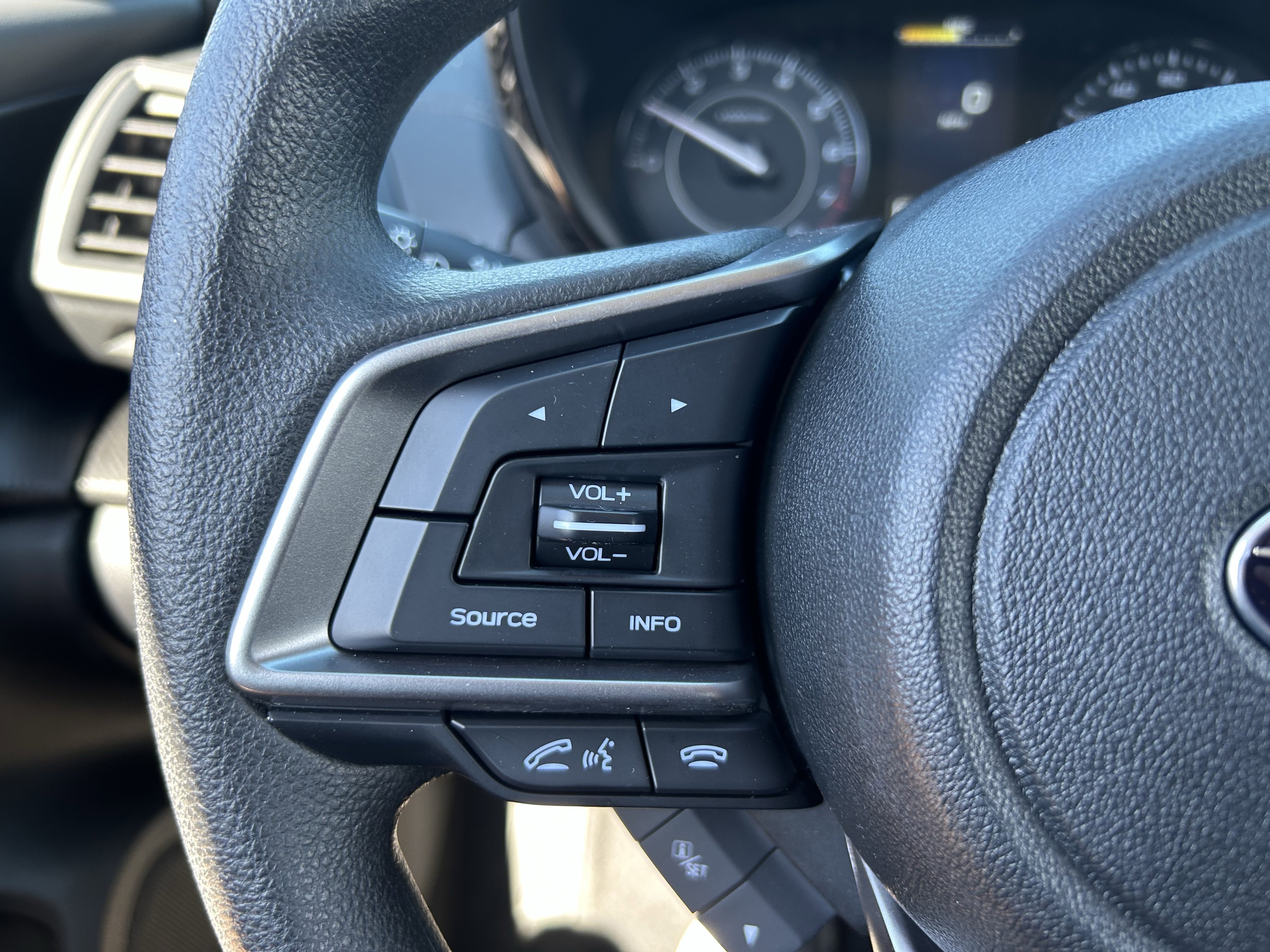 Used 2023 Subaru Impreza 2.0i image 18