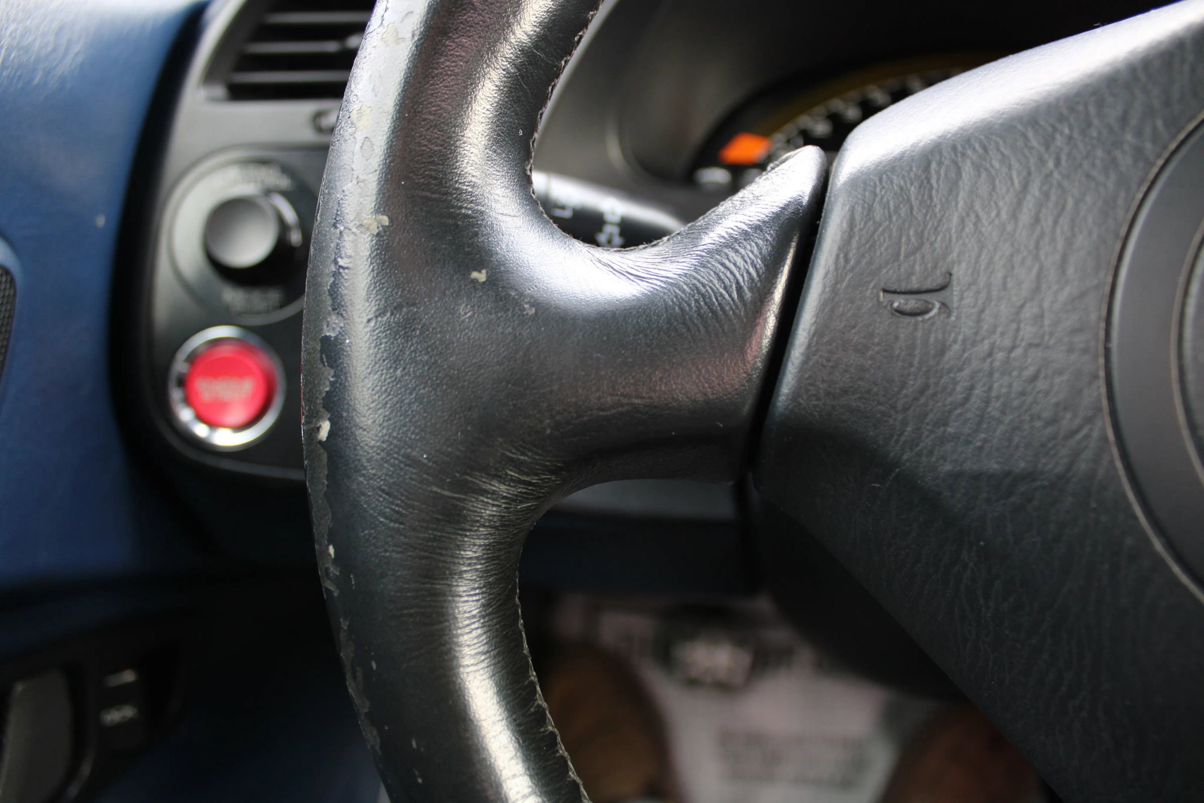 Used 2004 Honda S2000 image 9