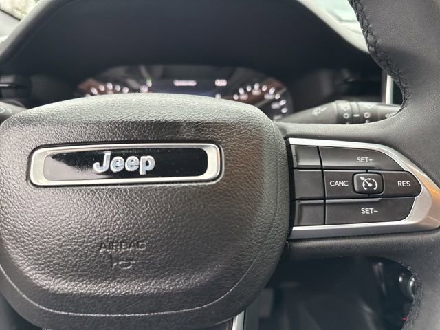 Used 2022 Jeep Compass Altitude image 38