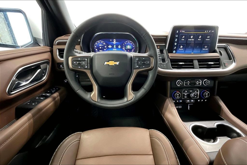 Used 2024 Chevrolet Tahoe High Country RWD image 5