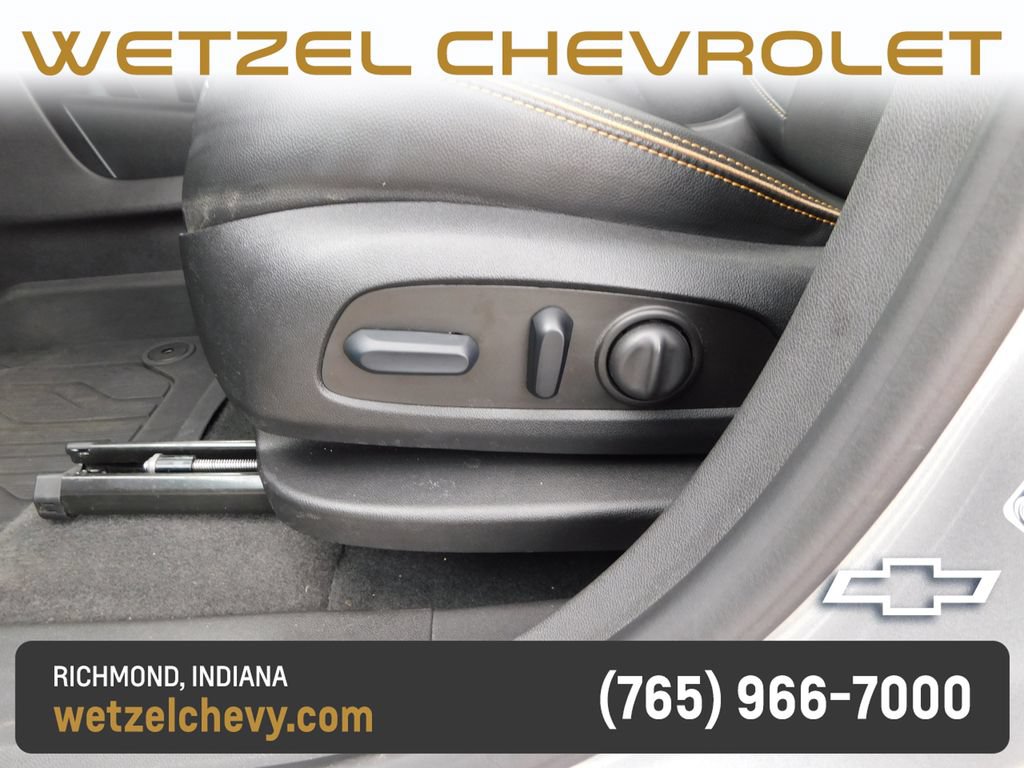 Used 2023 GMC Terrain AT4 w/ Infotainment Package II AWD/4WD image 14