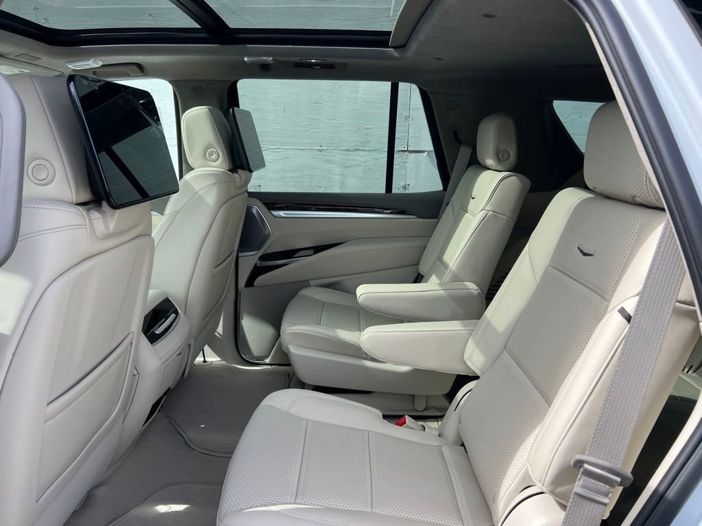 New 2026 Cadillac Escalade Platinum Luxury image 17