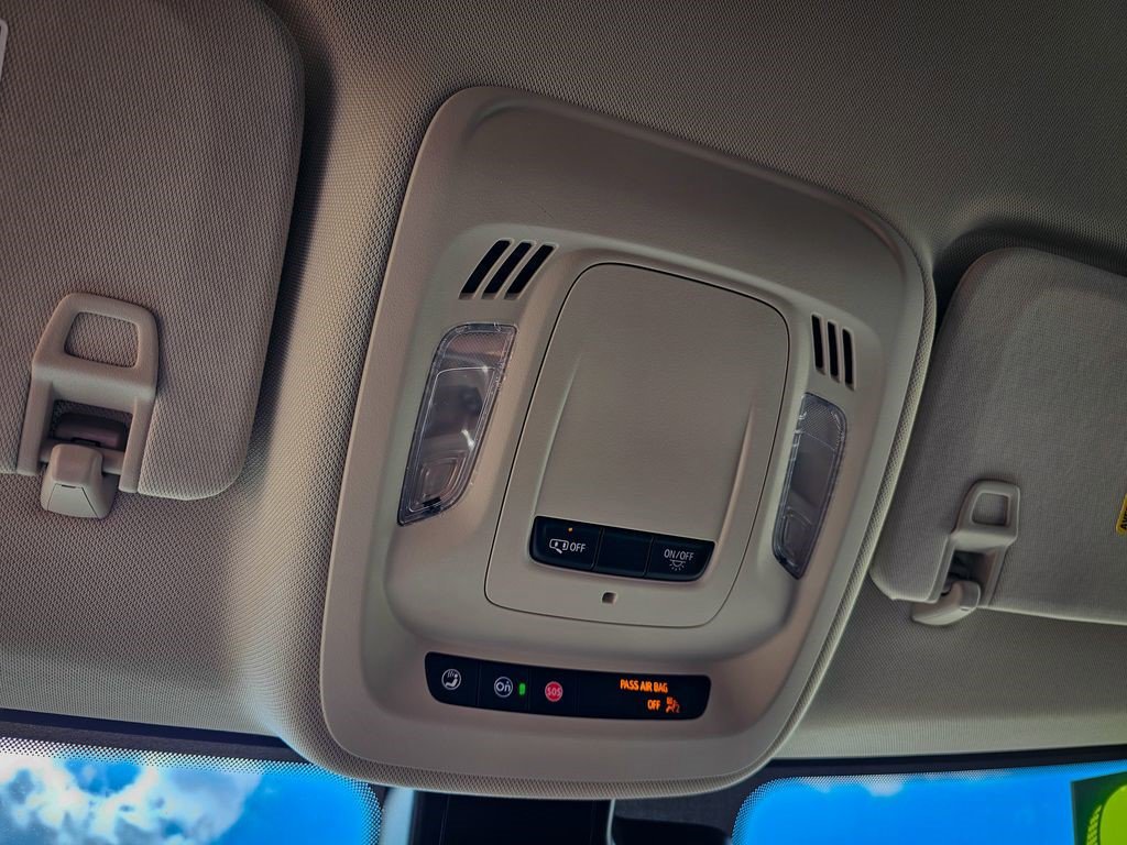 Certified 2023 Buick Envision Essence AWD/4WD image 29