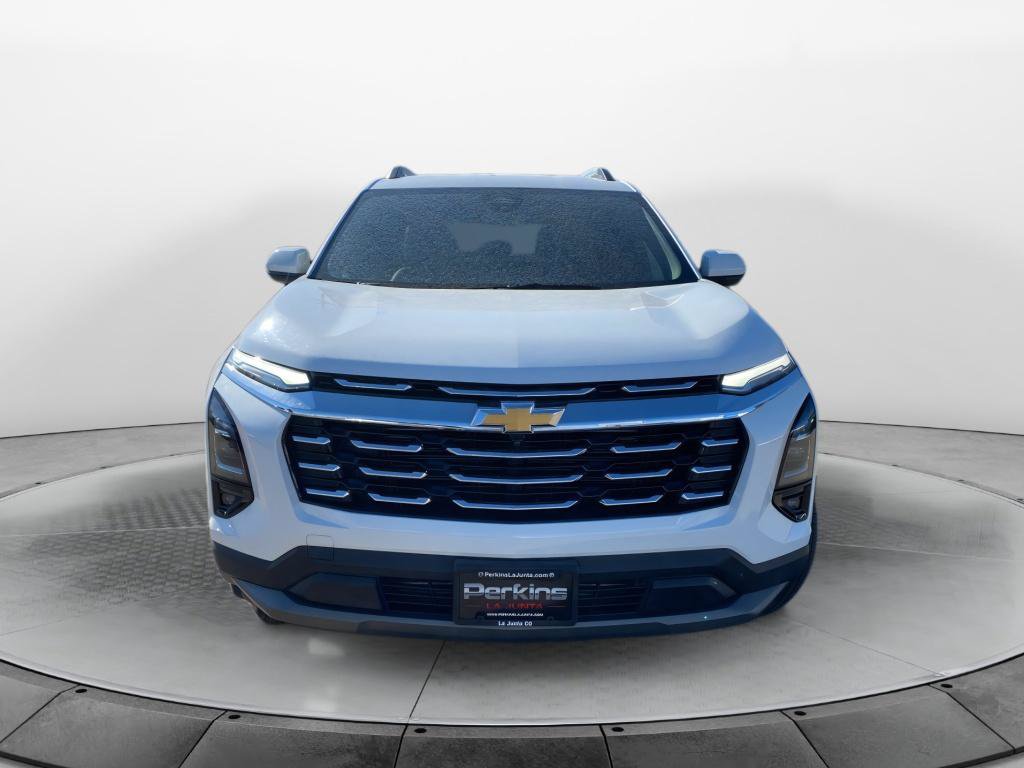 Used 2025 Chevrolet Equinox LT w/ Convenience Package II AWD/4WD image 2