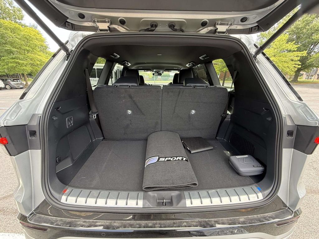 Used 2026 Lexus TX 500h AWD w/ Technology Package image 29