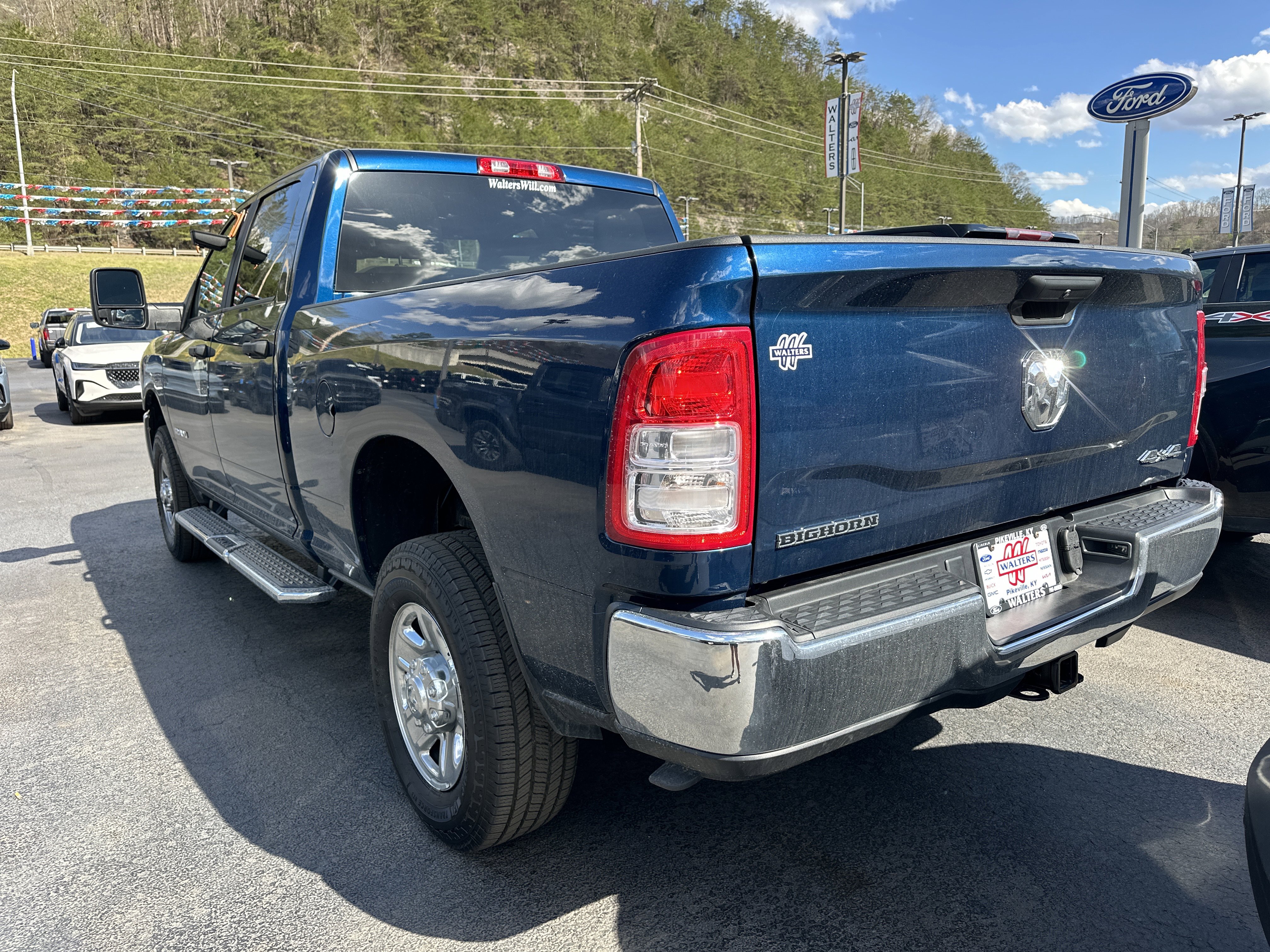 Used 2024 RAM 2500 Big Horn w/ Bed Utility Group AWD/4WD image 3
