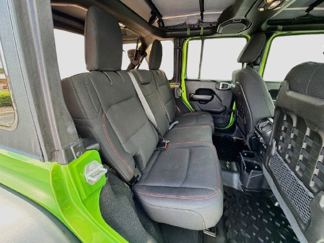 Used 2019 Jeep Wrangler Unlimited Rubicon AWD/4WD image 28