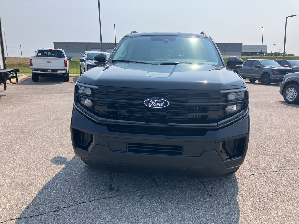 New 2027 Ford Expedition Active AWD/4WD image 2