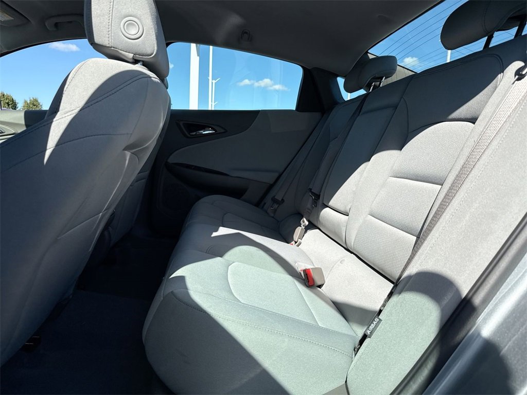 Used 2025 Chevrolet Malibu LT image 23