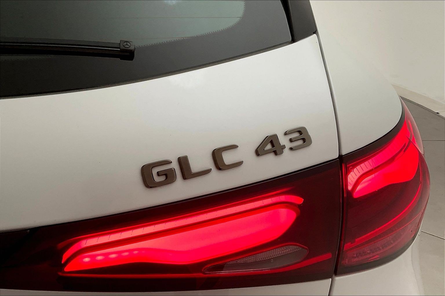 Certified 2025 Mercedes-Benz GLC 43 AMG 4MATIC image 24
